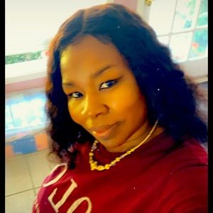 Meet your Posher, Francina